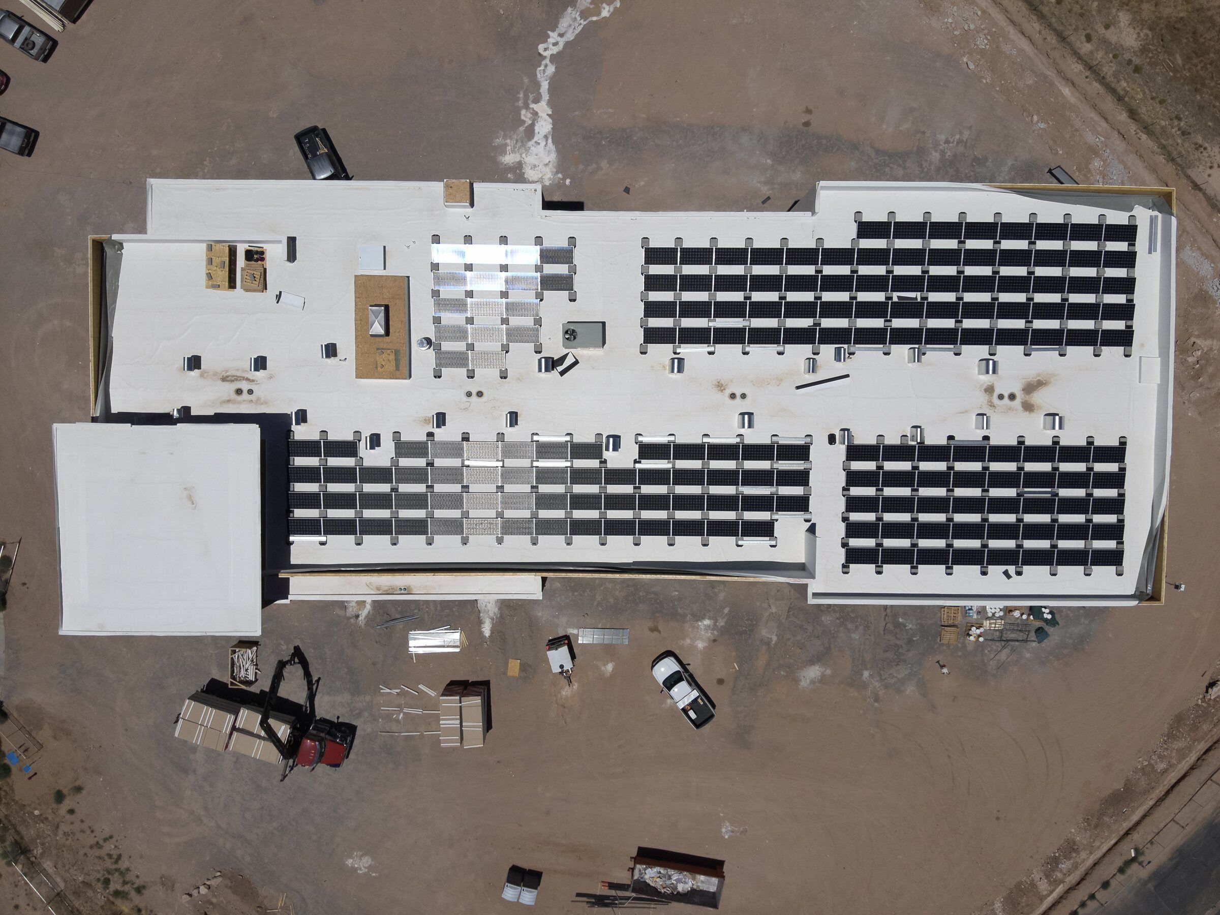 Top-down view of solar rows on the flat roof of the Wyndham hotel in Kingman, Arizona